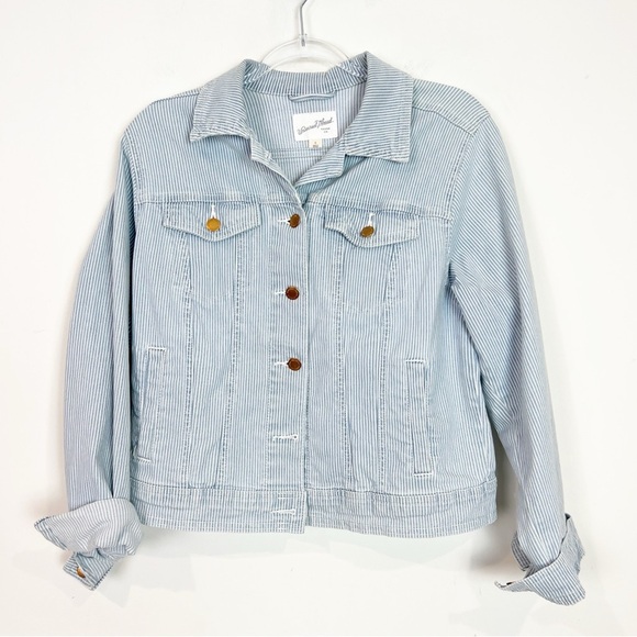 Universal Thread Jackets & Blazers - UNIVERSAL THREAD BLUE WHITE MICRO ENGINEER STRIPE DENIM TRUCKER JACKET SZ SMALL